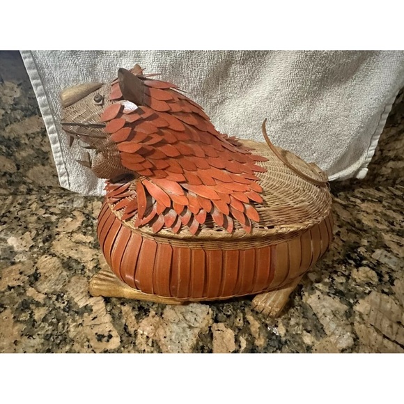 Vintage Shanghai Handicrafts Woven Wicker Wooden Foo Dog Red Lion Basket - Picture 3 of 16